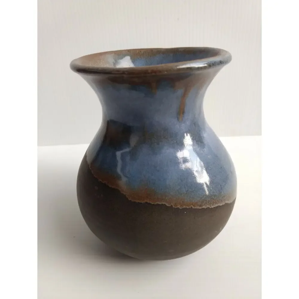 Pacific Stoneware Pottery Small Vase 1971 Signed B. Welsh ?